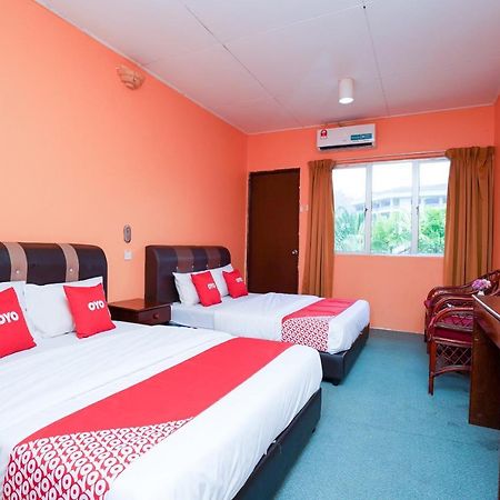 OYO 44020 Kejora Garden Resort Kampong Pasir Bogak Eksteriør bilde