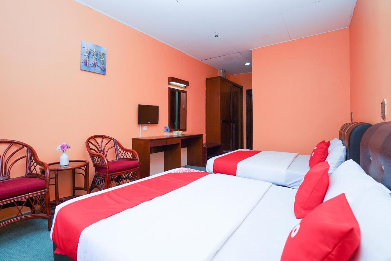 OYO 44020 Kejora Garden Resort Kampong Pasir Bogak Eksteriør bilde