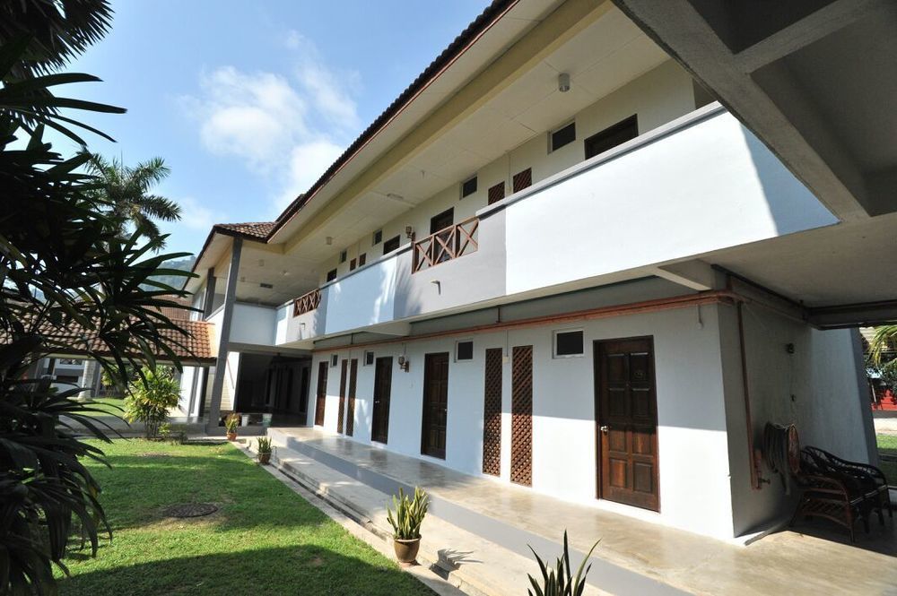 OYO 44020 Kejora Garden Resort Kampong Pasir Bogak Eksteriør bilde